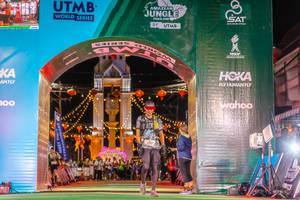 BIB: 100
                            <button type="button" onclick="openModal(21813392)" class="btn btn-primary btn-sm float-right btn-popup" data-toggle="modal" data-target=".modal-high-quality">
                        <i class="fas fa-shopping-cart"></i> Add to Cart
                    </button>
                                            <button type="button" onclick="isThisMe(21813392, true)" class="btn btn-success btn-sm float-right btn-popup btn-isme hidden" data-toggle="tooltip" data-placement="bottom" title="นี่คือรูปของคุณใช่ไหม คลิกที่นี่เพื่อเอาเข้าอัลบั้ม">
                        <i class="fas fa-plus"></i> Add to album
                    </button>
                    <button type="button" onclick="isThisMe(21813392, false)" class="btn btn-warning btn-sm float-right btn-popup btn-isnotme hidden">
                        <i class="fas fa-ban"></i> Remove from album
                    </button>